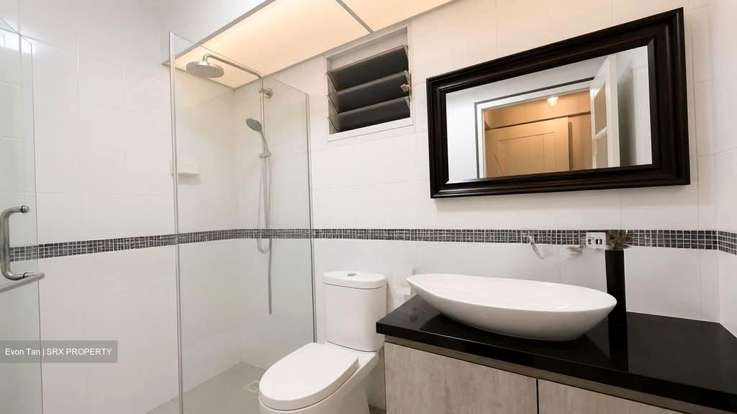 Blk 318B Yishun Greenwalk (Yishun), HDB 5 Rooms #588632551
